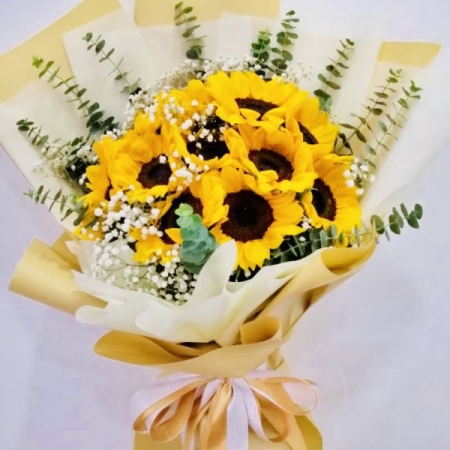 12 pcs Sunflower Bouquet